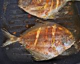 Foto langkah ke 2 dari resep Ikan Bawal Goreng Sambal Merah.
