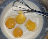 Foto langkah ke 2 dari resep Hurricane Swiss Roll.