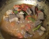 A picture of step 3 of Salateen karahi.