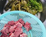 Hình bước làm 1 của món Cơm trưa 120kCanh dưa chua xương heoChả cá thì làCá chiên mặnChôm chôm