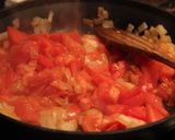 A picture of step 2 of Tilda’s ricebeans special.