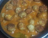 Foto del paso 8 de la receta: Albóndigas de sama, papas y langostinos con salsa