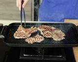 Foto langkah ke 11 dari resep Steak Daging Lokal & Saus Jamur Devina Hermawan.