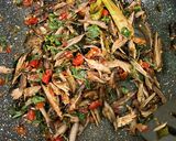 Foto langkah ke 6 dari resep Ikan Tongkol Suwir Kemangi.