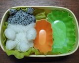 Foto langkah ke 3 dari resep Hamtaro Bento🐭.
