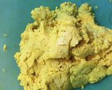 Foto del paso 3 de la receta: Tamal o bollo relleno de carne y pollo estilo venezolano