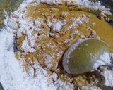 A picture of step 3 of Besan ladoo.