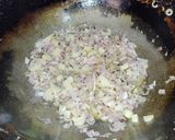 A picture of step 2 of Vermicelli Upma.