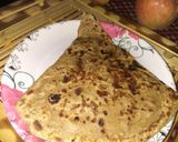 A picture of step 5 of Sweet apple paratha.