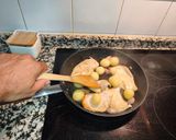 Foto del paso 6 de la receta Revuelto de huevos, patatas con pechugas