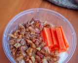Foto langkah ke 4 dari resep Rice Bowl: Nasi Margarin Ayam Cincang Kecap Madu.