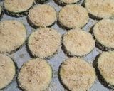 Foto del paso 5 de la receta: Calabacín rebozado crujiente al horno