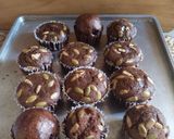 Foto langkah ke 7 dari resep Choco Muffin.