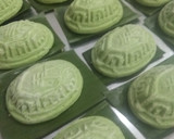 Foto langkah ke 8 dari resep Kue Tok/ Kue Ku Isi Kacang Hijau.