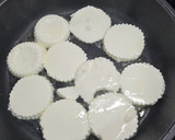 Foto del paso 3 de la receta: Tostada De queso fresco a la plancha
