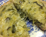 Foto del paso 8 de la receta: Tarta de puerros y portobelos con masa de vino