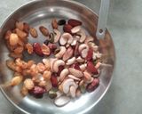 A picture of step 2 of Semiyan Payasam.