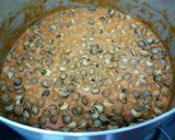 Foto del paso 2 de la receta: Caracoles en salsa de tomate y almendra