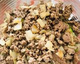 Foto del paso 4 de la receta: Calabacitas con carne en salsa pomodoro