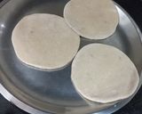 सत्तू स्टफ लिट्टी रोटी (Sattu Stuff Litti Roti ki recipe in Hindi) रेसिपी चरण 3 फोटो