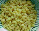 Foto langkah ke 1 dari resep Omelette Sosis Macaroni (#PR_Pasta).