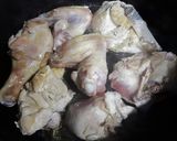 Foto del paso 4 de la receta: Pollo en salsa reducida de sofrito con limón encurtido
