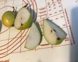 Une image de l'étape 3 de Tarte aux pommes et poires du jardin pâte brisée au lait de coco.