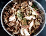 Une image de l'étape 2 de Butternut farcie aux légumes de saison.