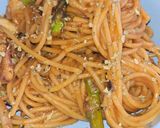 Foto del paso 9 de la receta Spaguetini con salsa de cebolla y pimiento rojo
