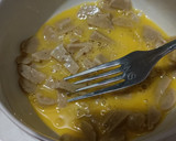 Foto langkah ke 2 dari resep 183. Telur Dadar Bakso #GoldenDelight.
