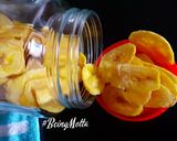 A picture of step 6 of Kaya Varuthathu/Kerala Yellow Banana Chips.