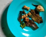 Foto langkah ke 2 dari resep Ikan kerapu kuah kuning kemangi.