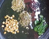 A picture of step 1 of Tomato rice.