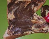 Foto langkah ke 2 dari resep Roti panggang keju coklat.
