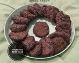 Foto langkah ke 5 dari resep Wingko Babat Ketan Hitam.