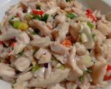 Foto langkah ke 5 dari resep Ayam Suwir Kukus.