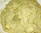 A picture of step 4 of Kuttu pakoda With green chutney.