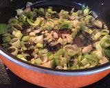 Foto del paso 2 de la receta: Pollo a la campesina ll
