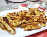 Foto del paso 5 de la receta: Patatas en gajos con sobrasada