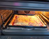 Foto del paso 13 de la receta: Pizza prosciutto con bordes rellenos de cheddar (masa en Thermomix)