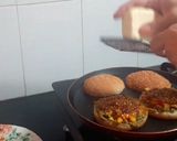 A picture of step 4 of Burger pizza.