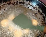 Foto langkah ke 4 dari resep Tahu Bulat.
