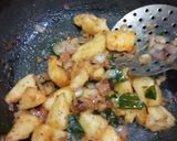 A picture of step 5 of FRIED SPICY DHOKLA.