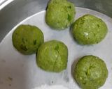 A picture of step 3 of Spinach & Quinoa Flour Parathas.