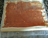 Foto del paso 2 de la receta: Corona de hojaldre y chocolate