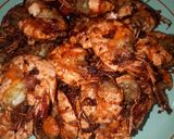 Foto langkah ke 7 dari resep Udang Goreng Sambal Embe.