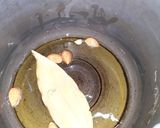A picture of step 3 of Kesari pulao.