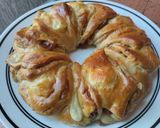Foto del paso 6 de la receta: Pan relleno de dulce de guayaba, dulce de leche y queso🥯🍯🧀