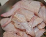 Foto langkah ke 1 dari resep Asian Buffalo Wings.