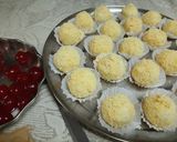 A picture of step 4 of Kancha golla Bengal sweet.
